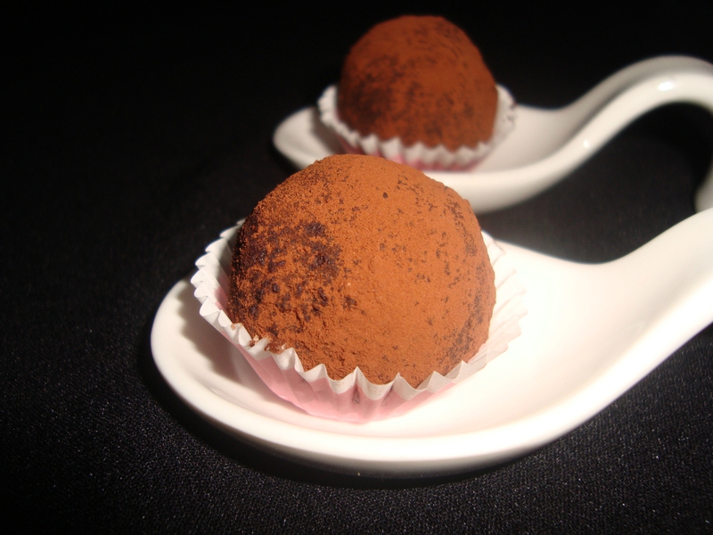 Truffes au chocolat, amandes et biscuits Roses de Reims (avec ou sans Thermomix)