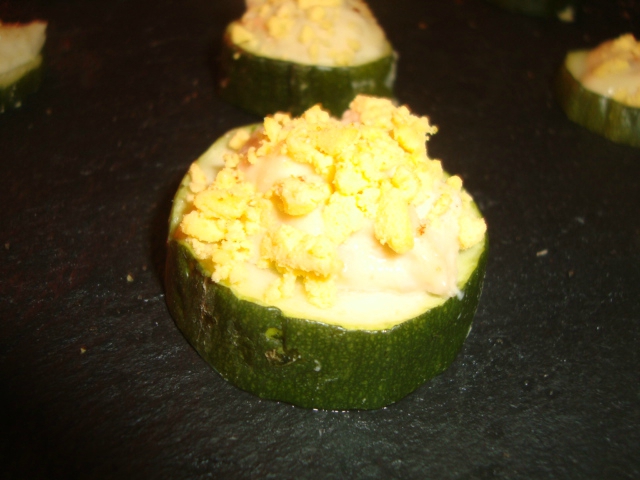 Courgettes mimosa au thon et au piment d&rsquo;Espelette