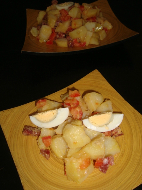 Salade de pommes de terre au saucisson