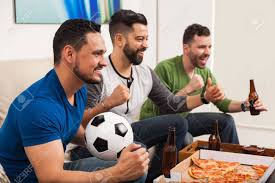 Soirée pizza devant le foot