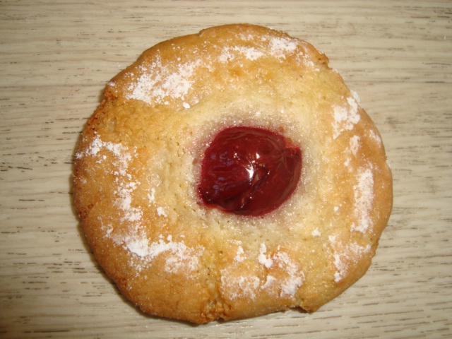 Nid d&rsquo;amaretti aux cerises (avec ou sans Thermomix)