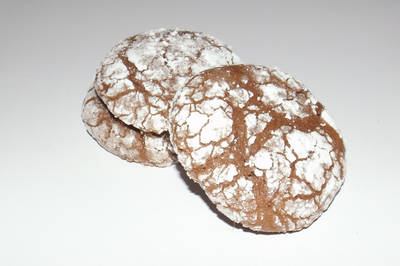 Biscuits craquelés au chocolat et au caramel au beurre salé