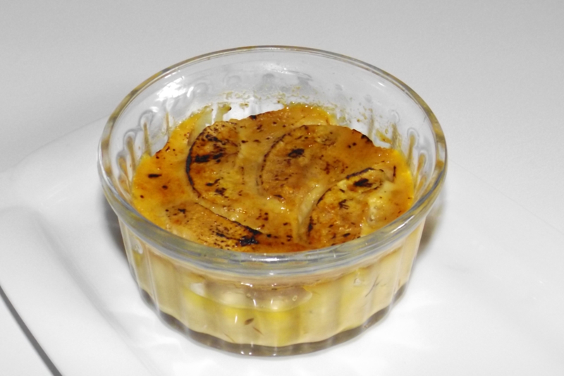 Crème aux pommes et au caramel au beurre salé façon crème brûlée