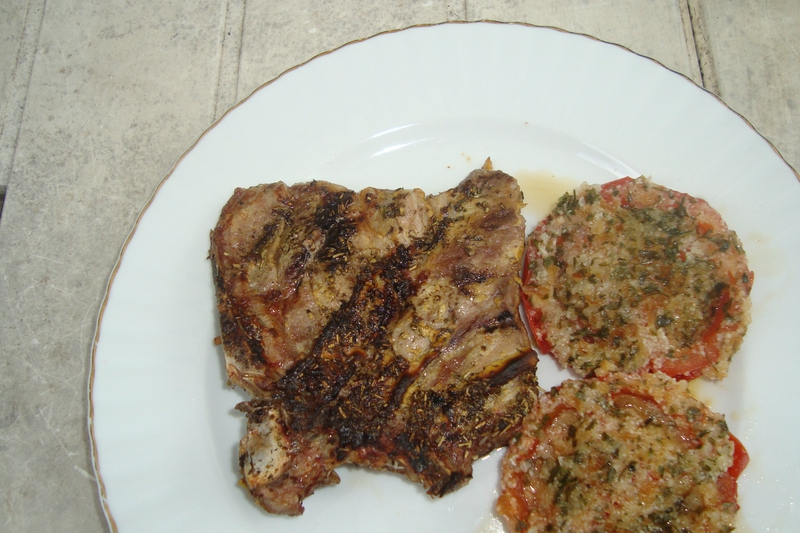 Côtes de porc à la moutarde et aux herbes de Provence au barbecue