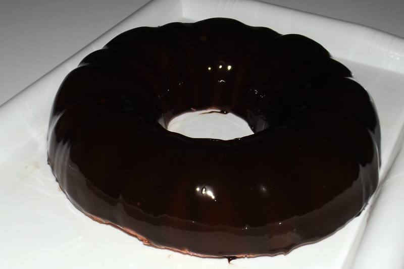 Glaçage miroir au chocolat noir