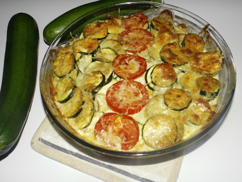 Gratin de courgettes et de tomates à la sauce thaïe