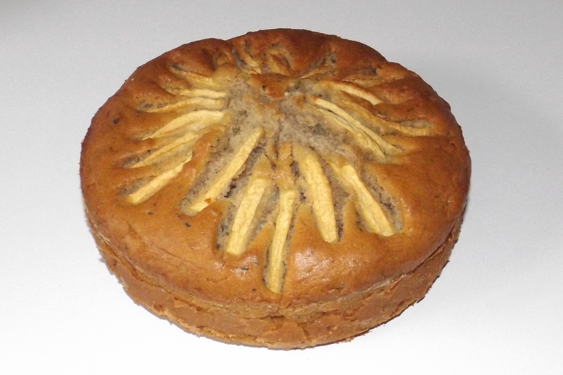 Gâteau aux pommes, cannelle et thé noir