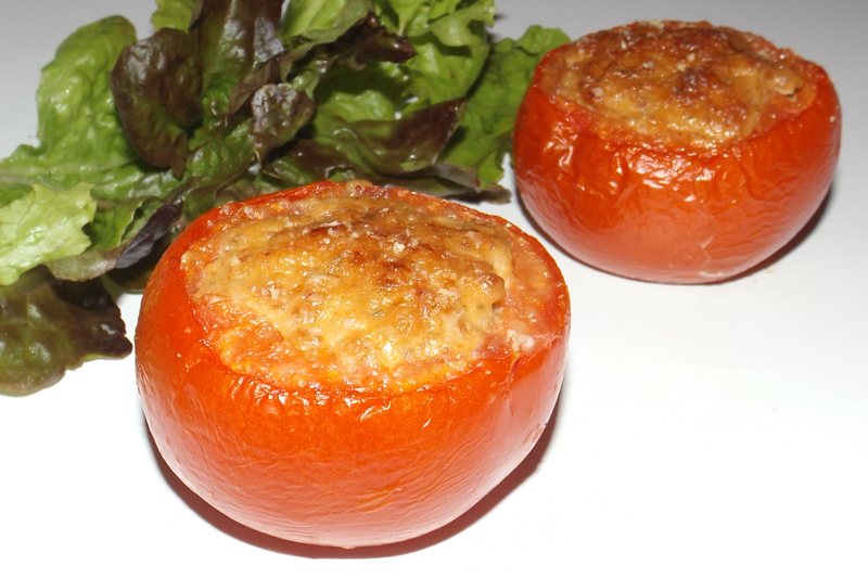 Tomates farcies au jambon de Parme et à la cancoillotte