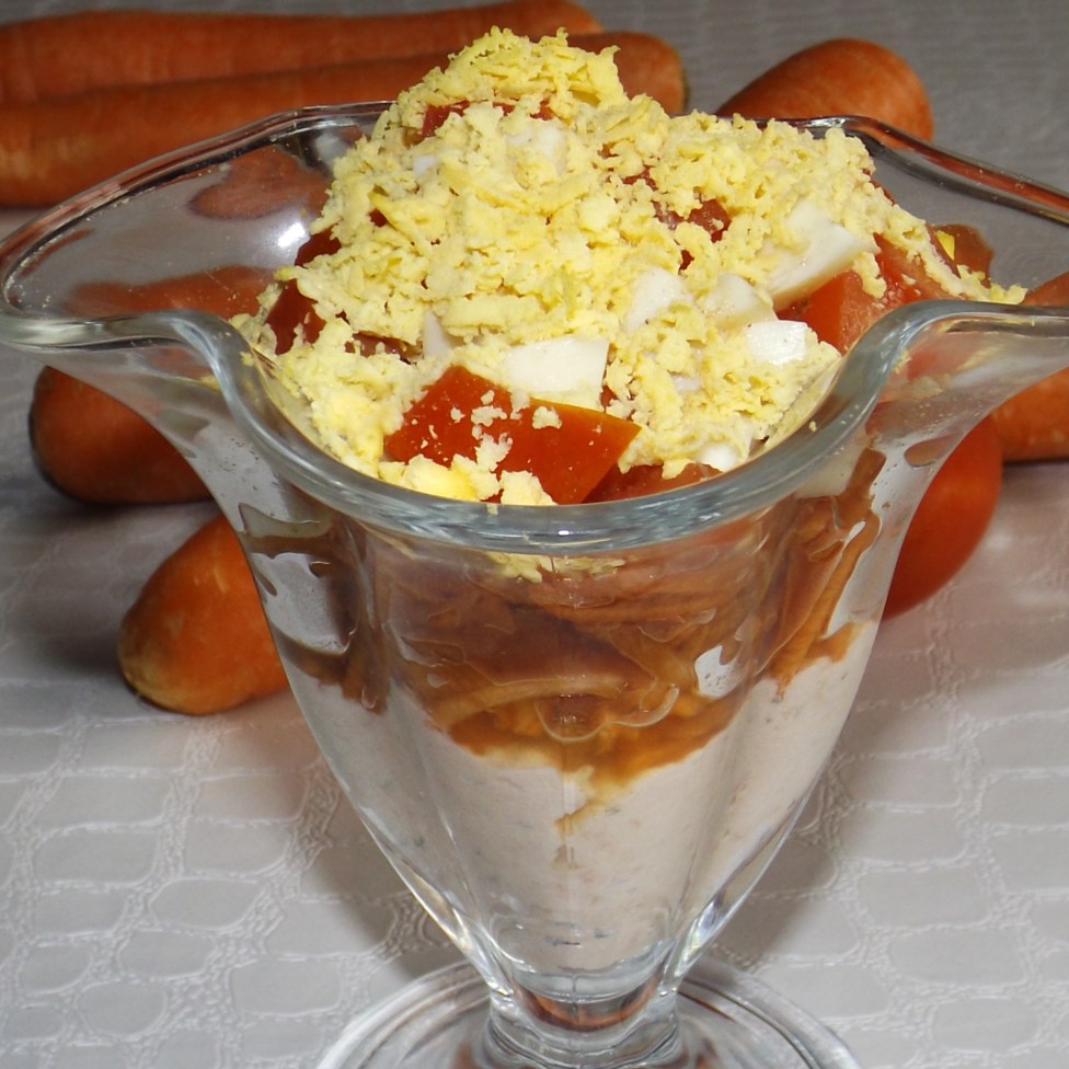 Verrines de carottes râpées, truite fumé façon mimosa