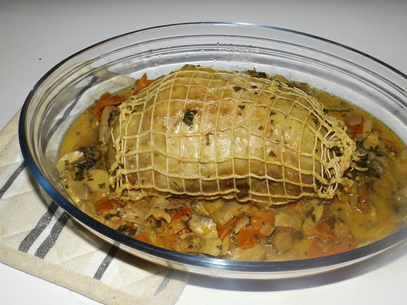 Rôti de dinde aux champignons, aux tomates et à l&rsquo;anchoïade