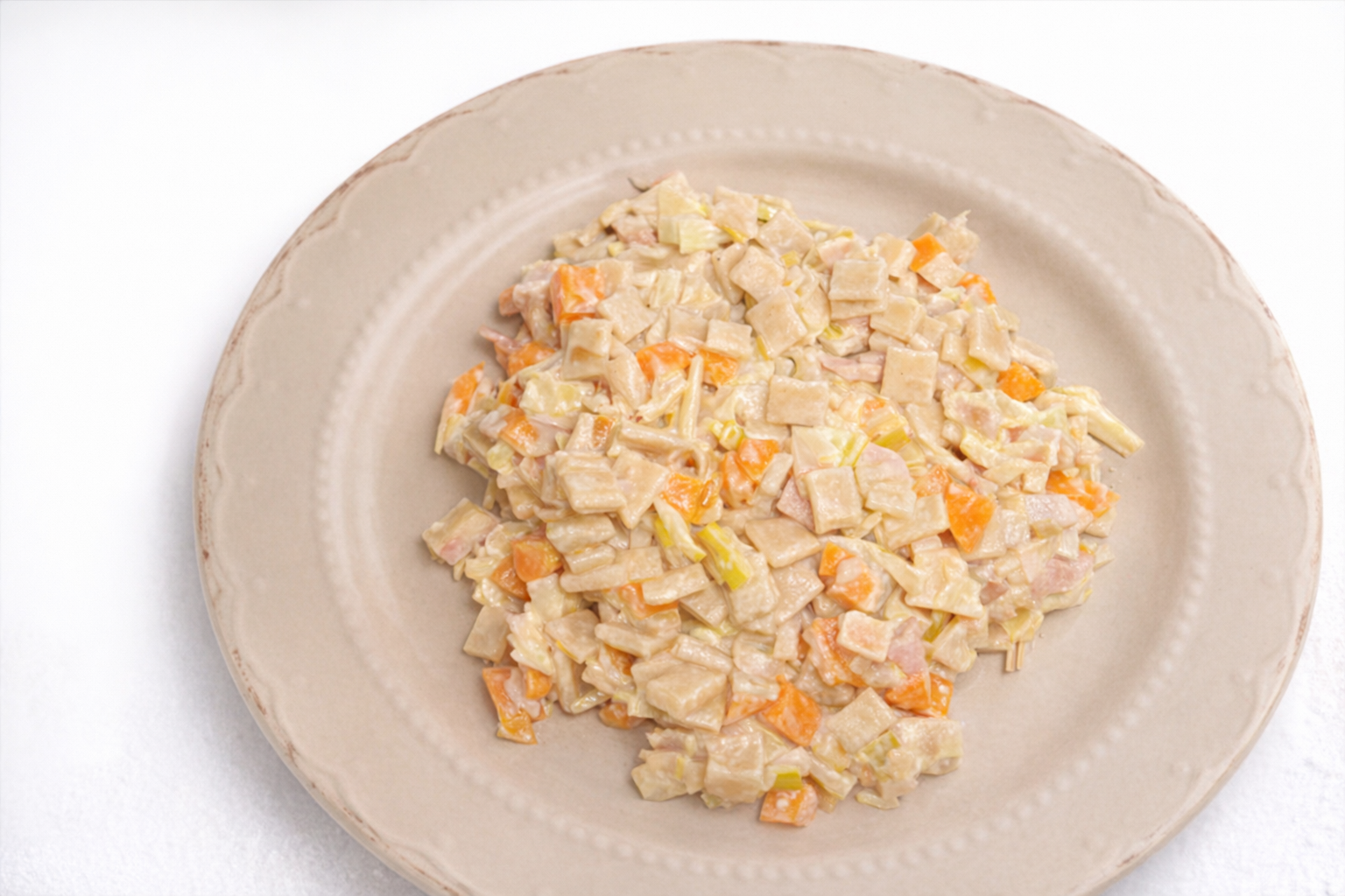 Crozets au jambon, carottes et poireaux : recette savoyarde facile et crémeuse