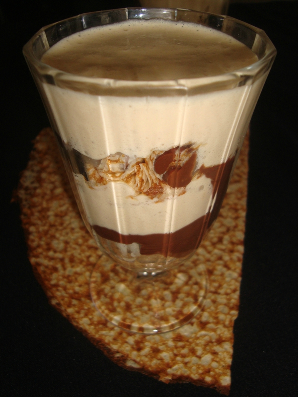 Verrines tiramisu aux crêpes, poires et chocolat