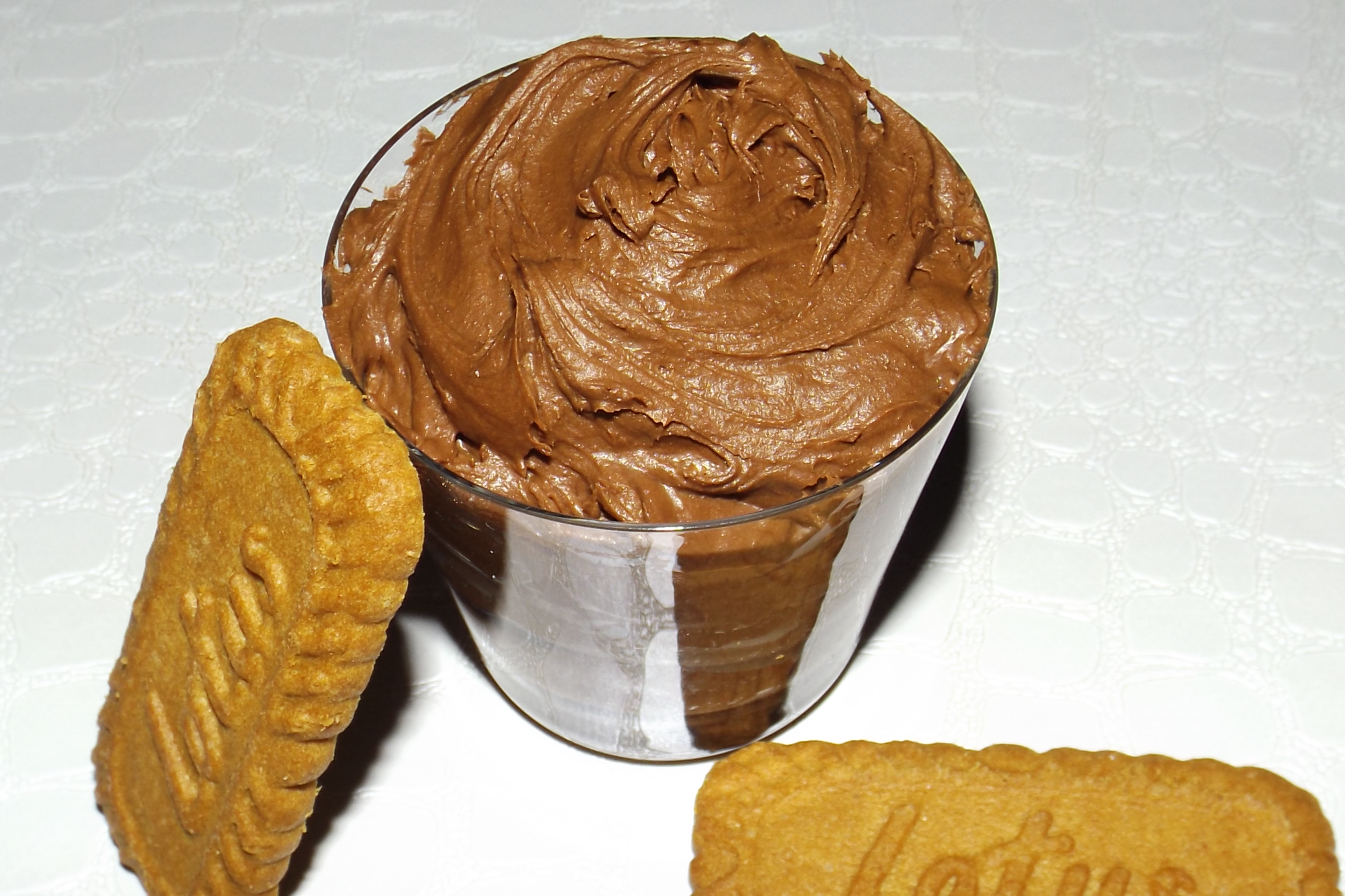 Pâte à Tartiner Spéculoos et Chocolat : 3 Ingrédients seulement !