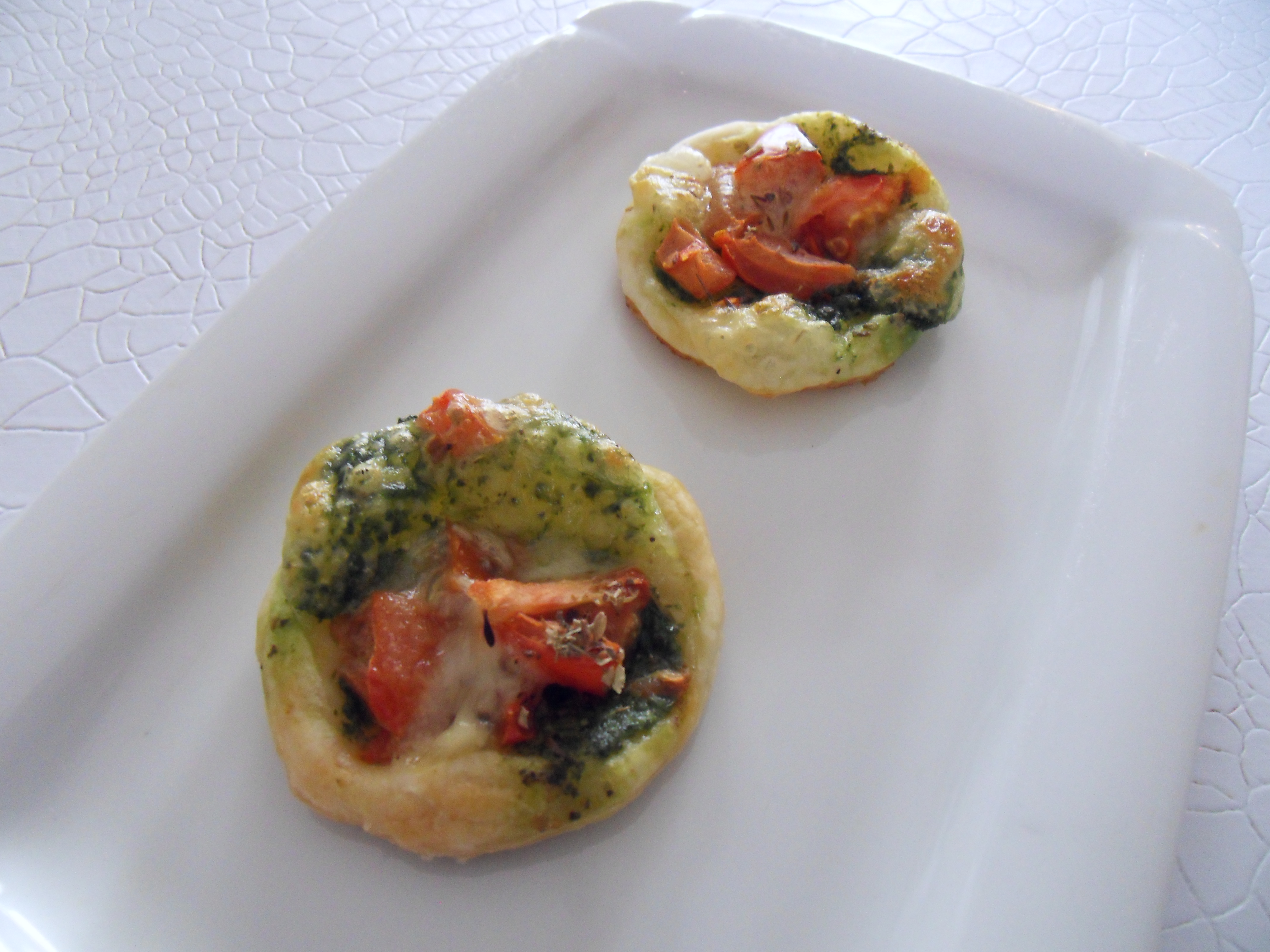 Tartelette feuilletée apéritive au Pesto
