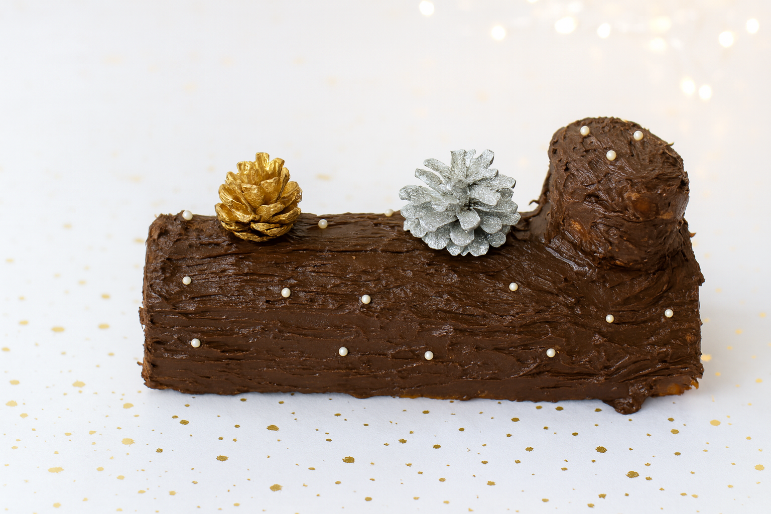 Bûche de Noël roulée au chocolat (Recette Facile)