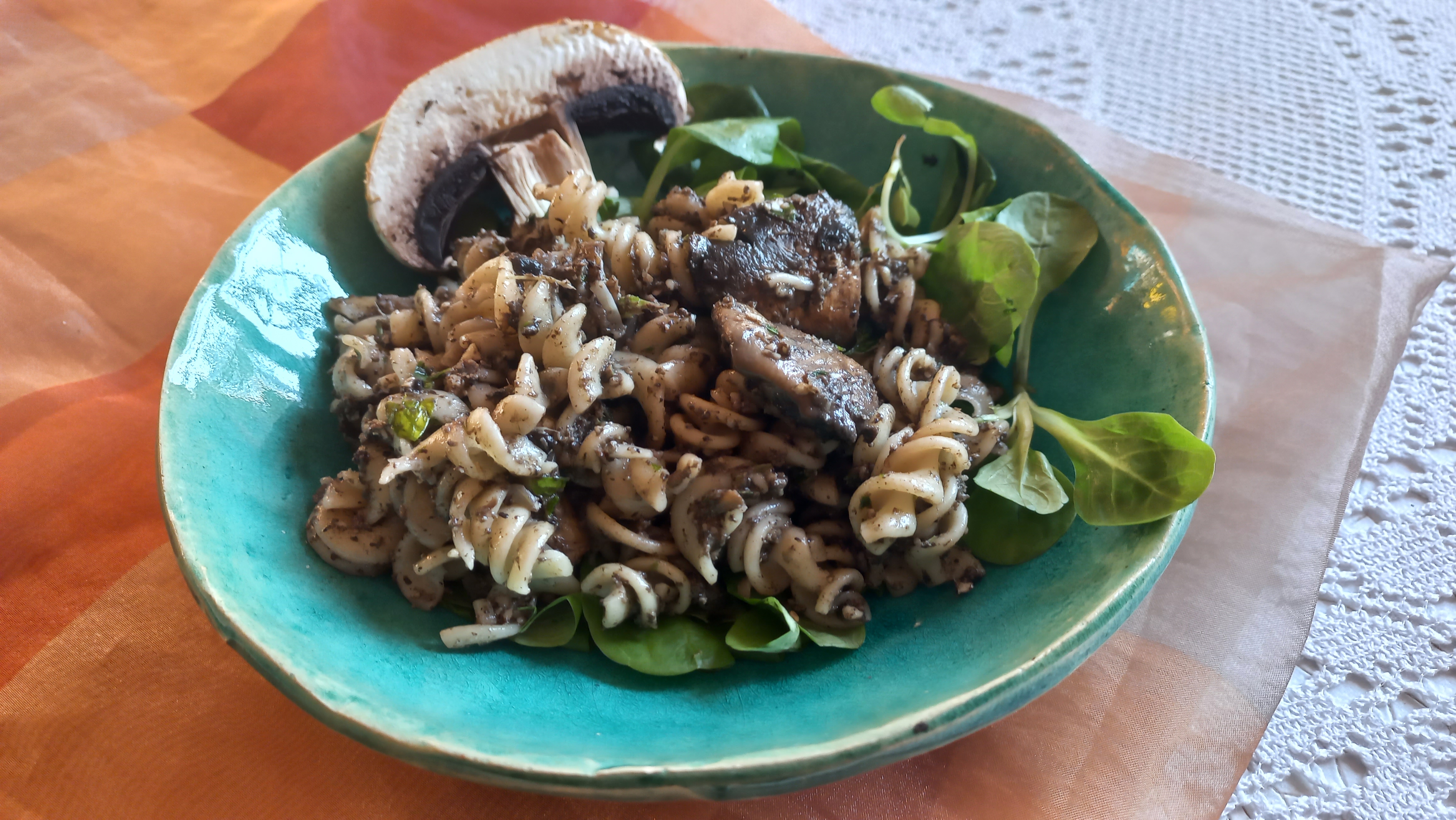 Pasta al pesto di funghi (avec ou sans Thermomix)