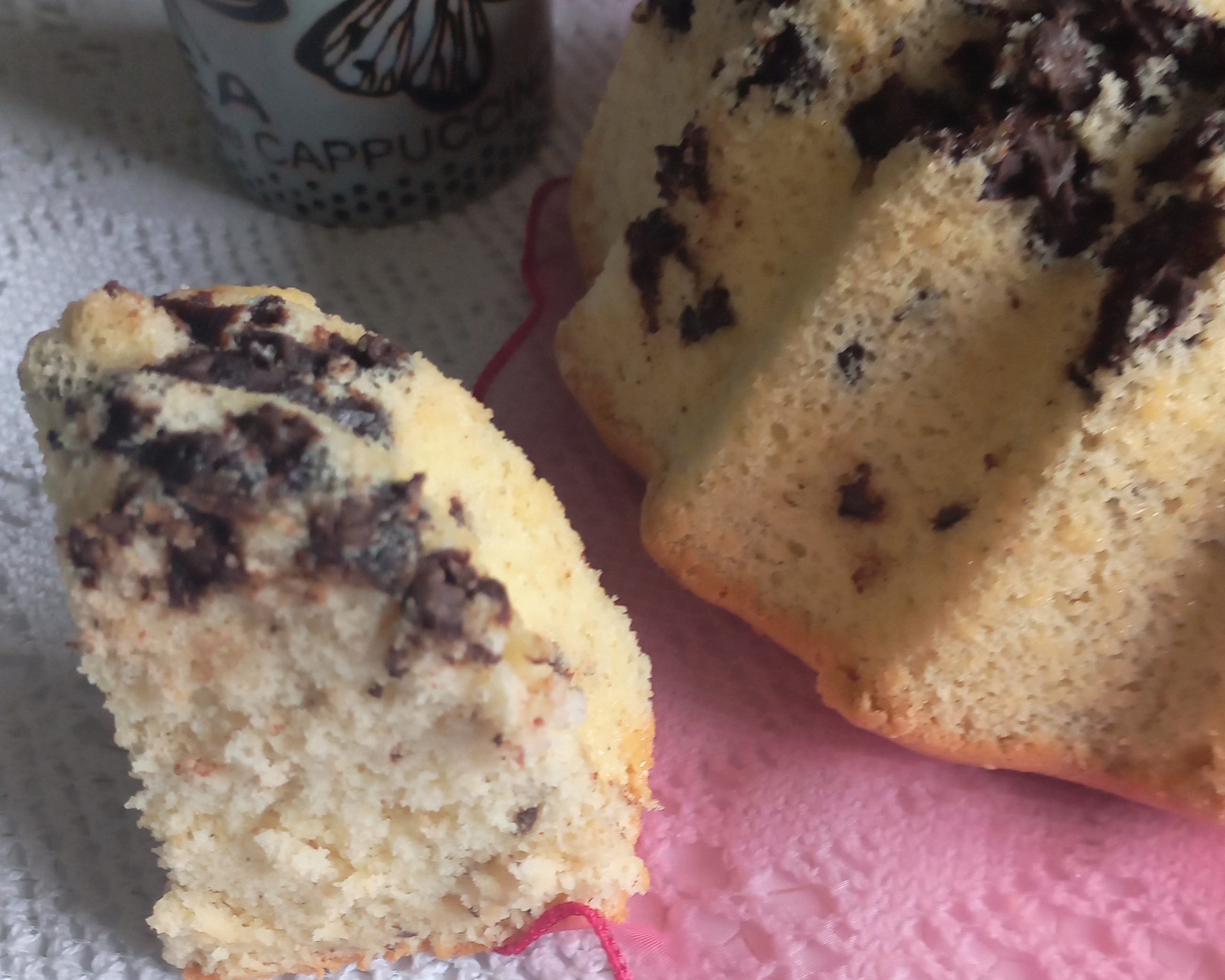 Gâteau de Savoie facile aux pépites de chocolat