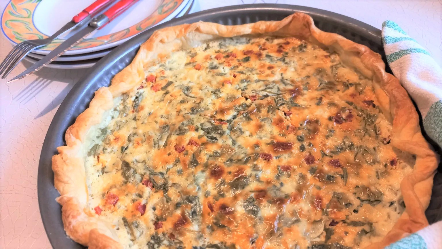 Tarte aux épinards, chorizo et chèvre frais