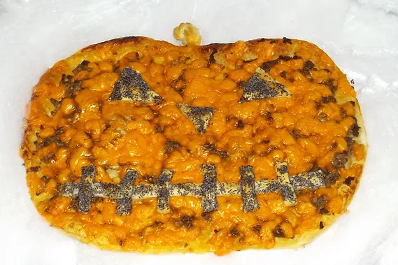 Tarte façon burger en forme de citrouille