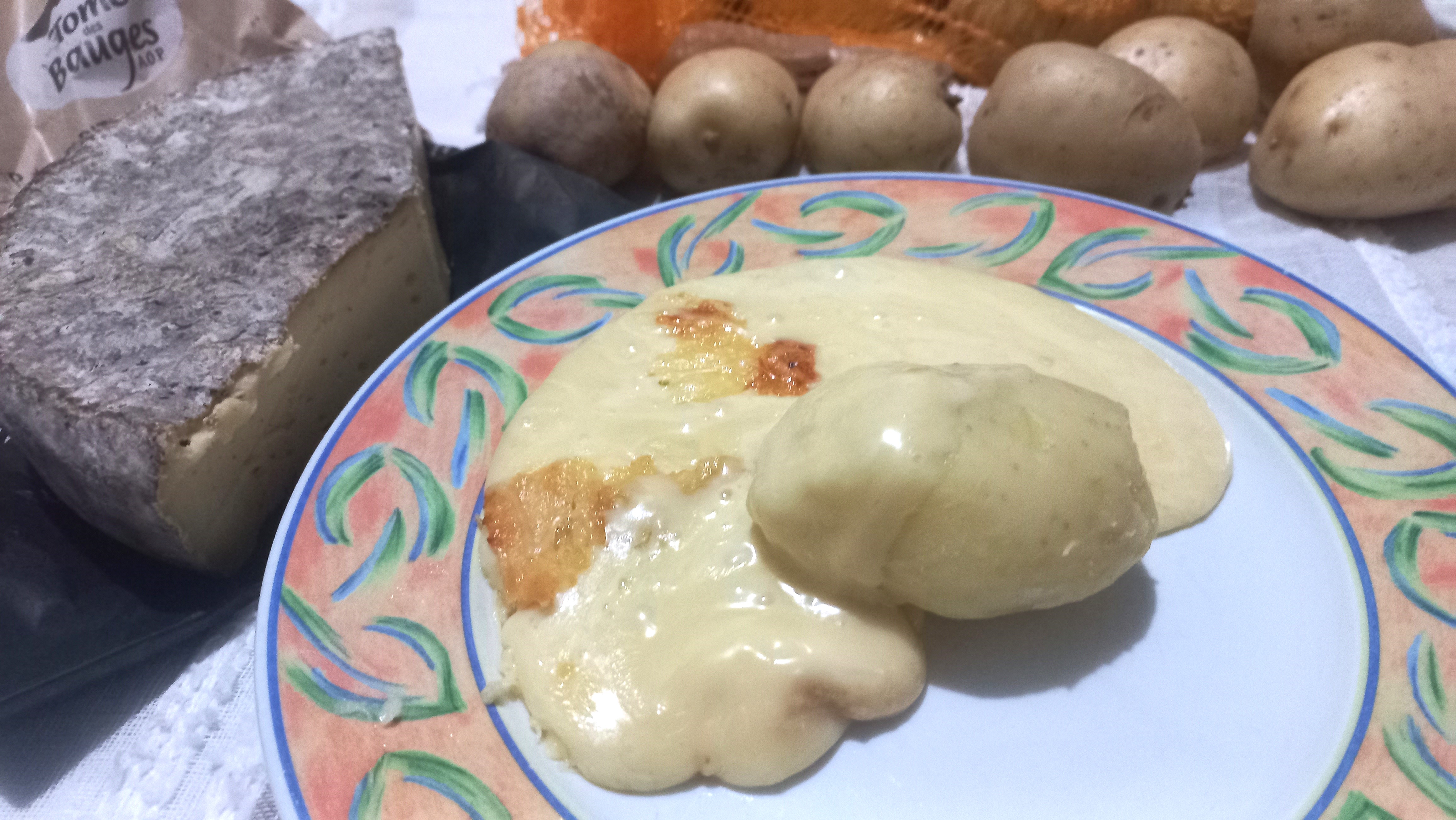 La Matouille savoyarde (ou Tome des Bauges chaude)