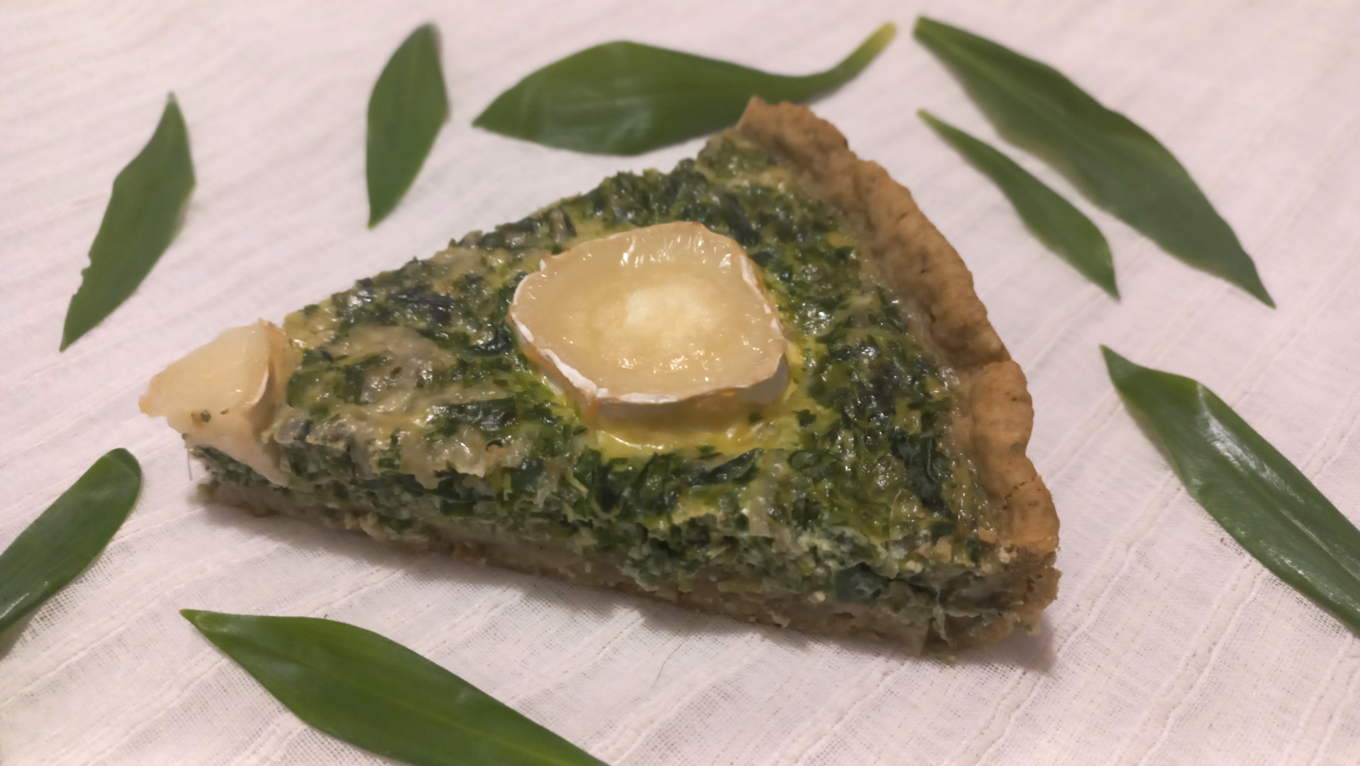 Tarte aux épinards, à l&rsquo;ail des ours et au fromage de chèvre