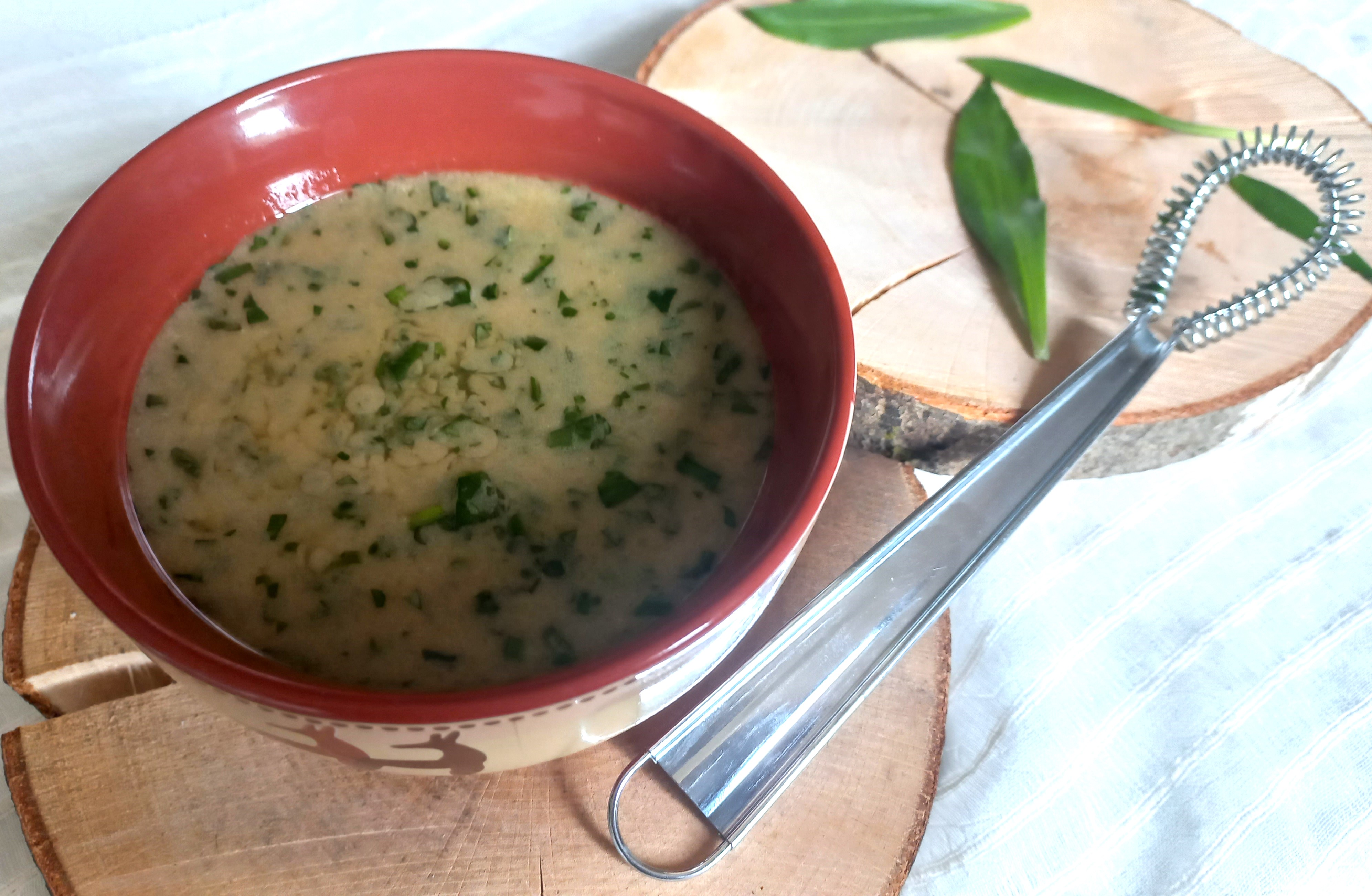 Sauce vinaigrette à l&rsquo;ail des ours FACILE & RAPIDE