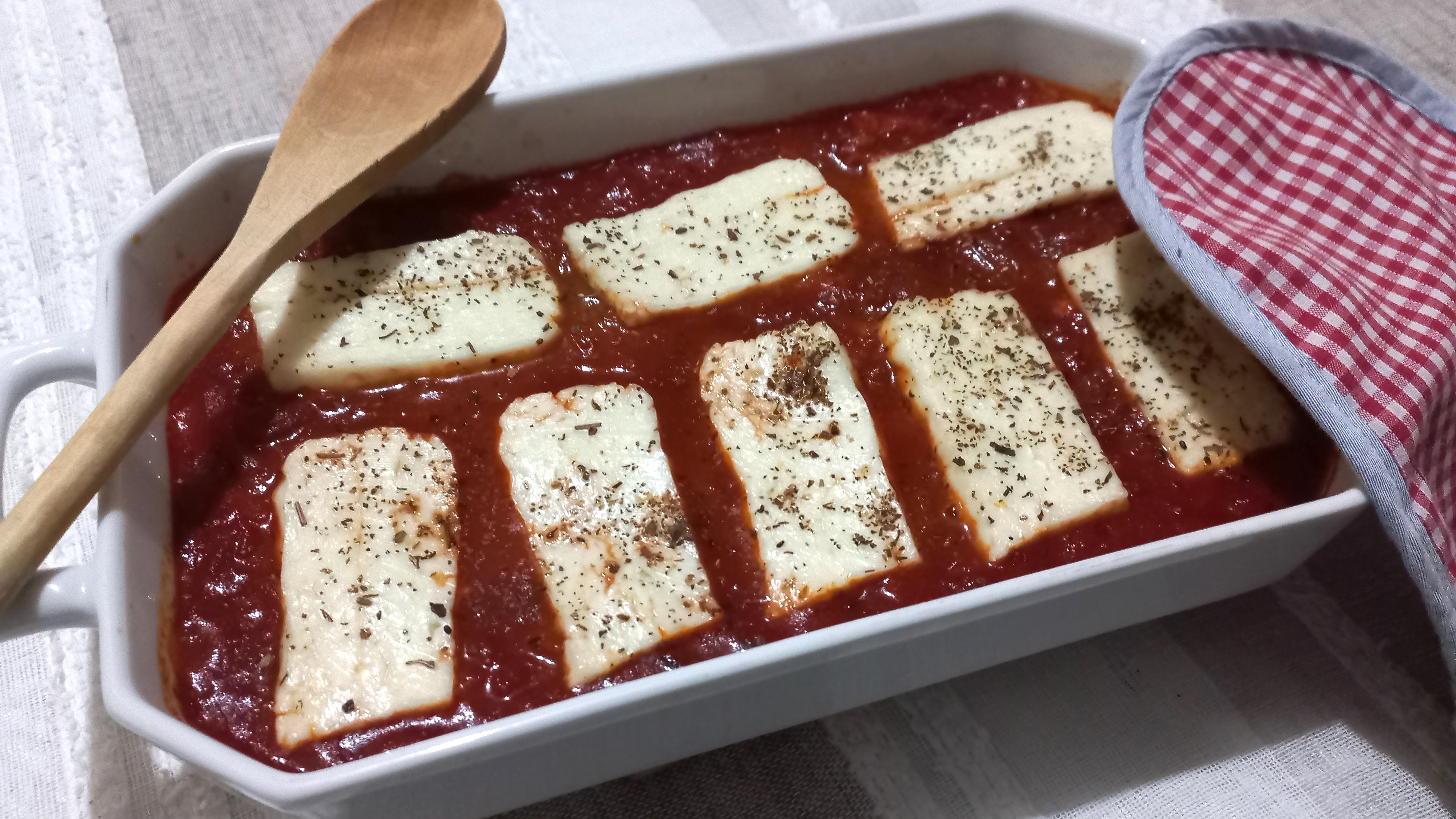 Gratin de tomates au poivron et à l&rsquo;halloumi