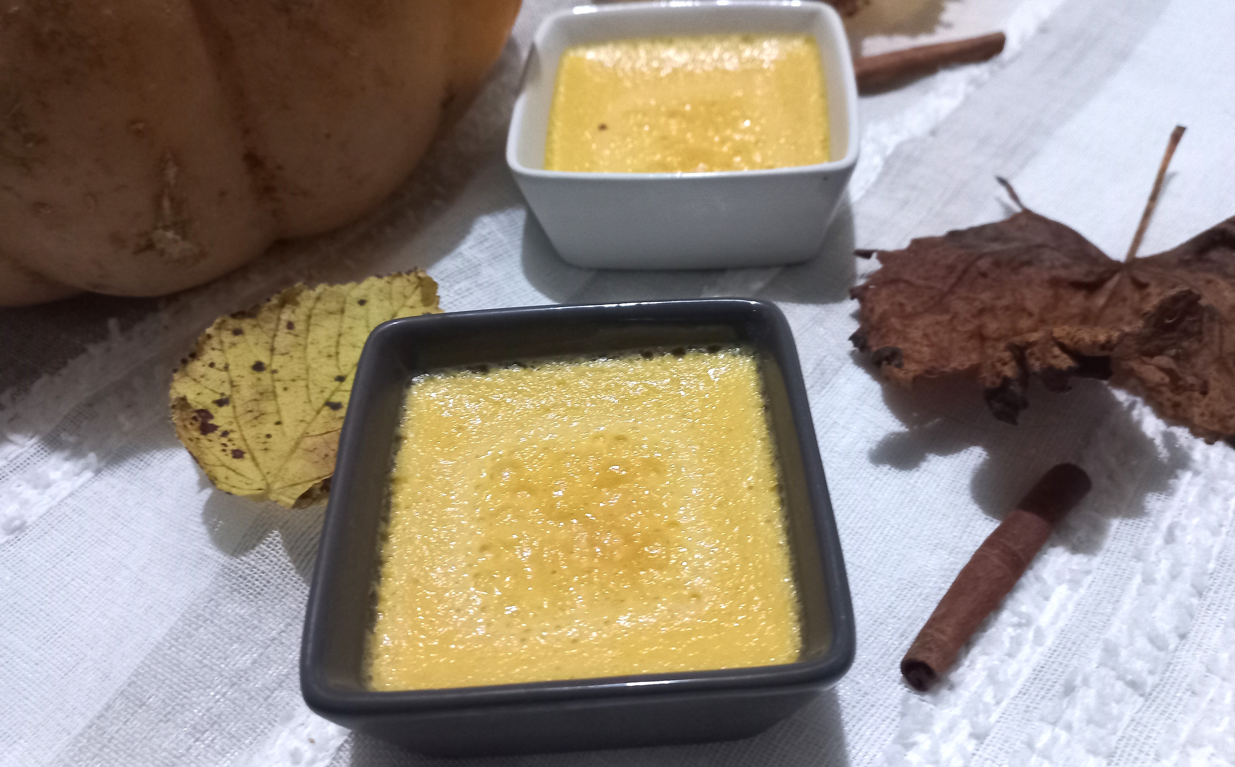 Dessert d’automne : crème à la courge et aux épices