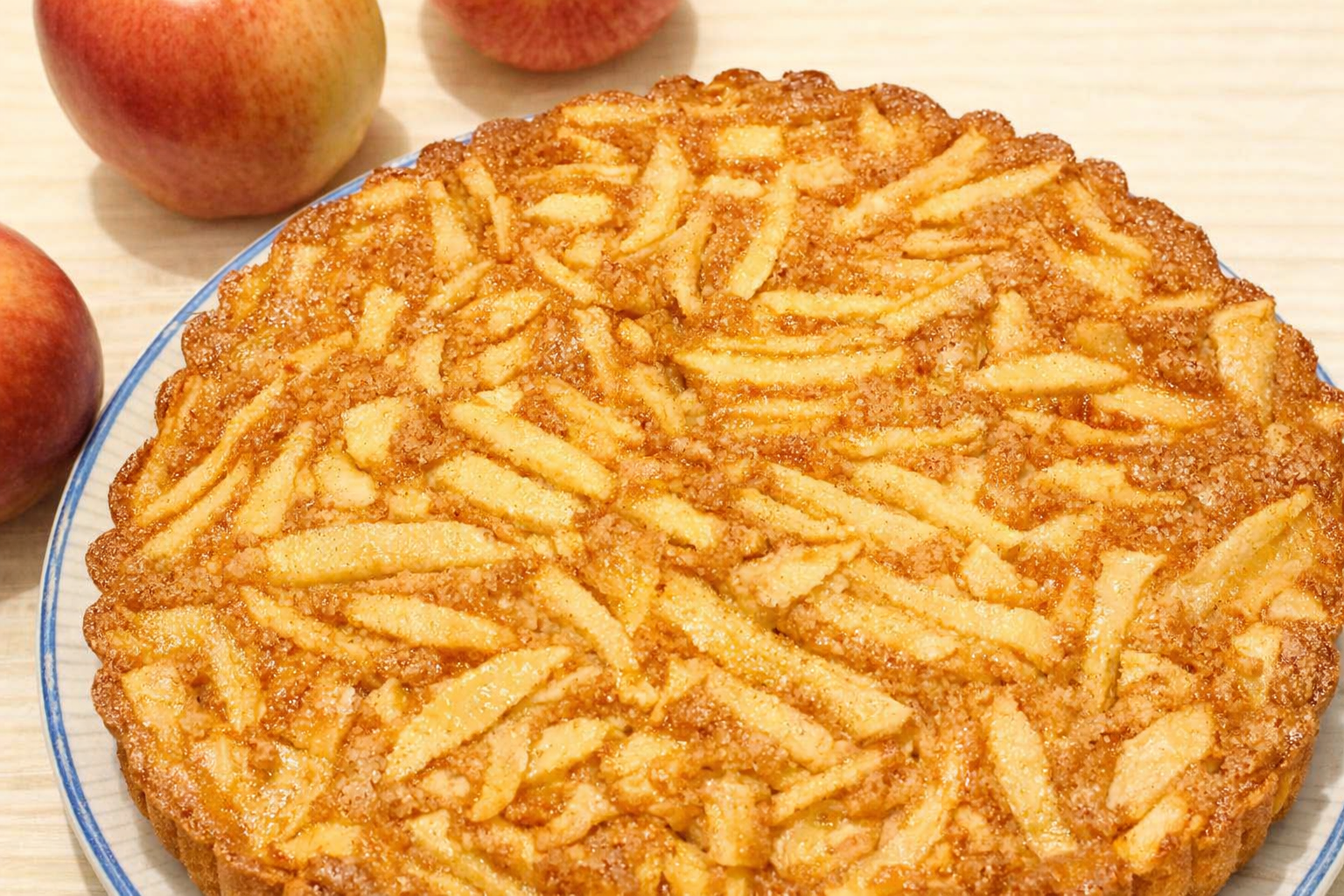 Gâteau moelleux aux pommes et à la cannelle (recette de Cyril Lignac)