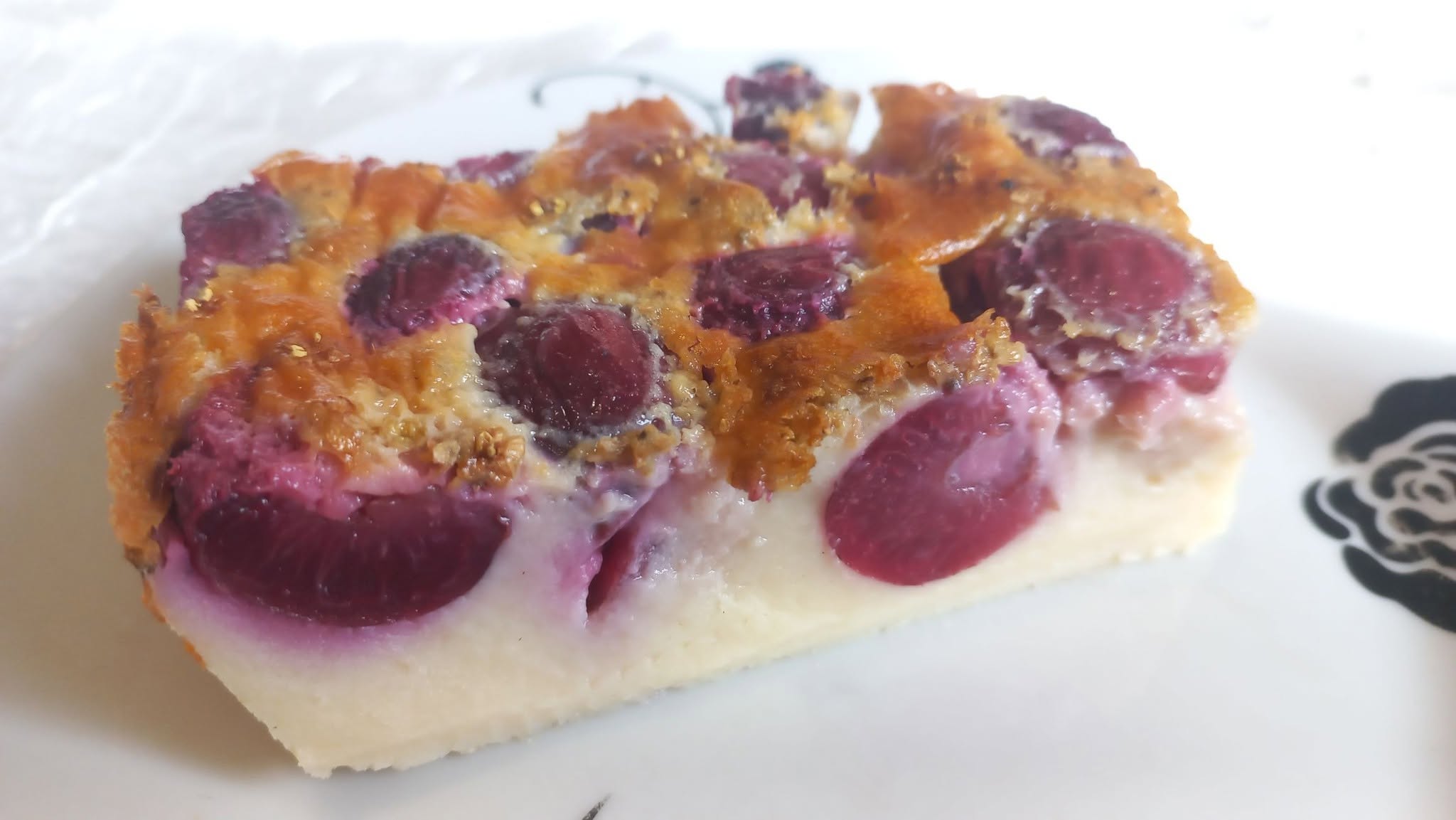 Clafoutis aux cerises et sureau (dessert fruité et parfumé)